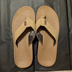 Reef Beige Sandals